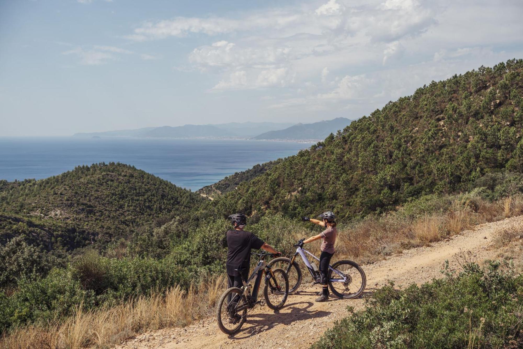 Hotel Garibaldi Finale Ligure Eksteriør billede