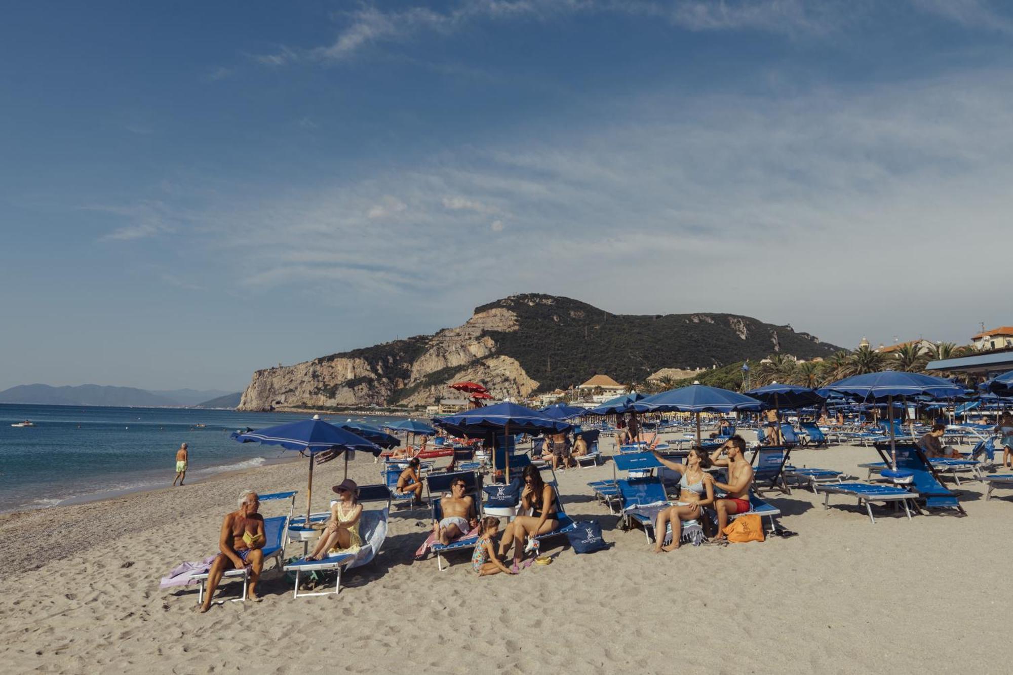Hotel Garibaldi Finale Ligure Eksteriør billede